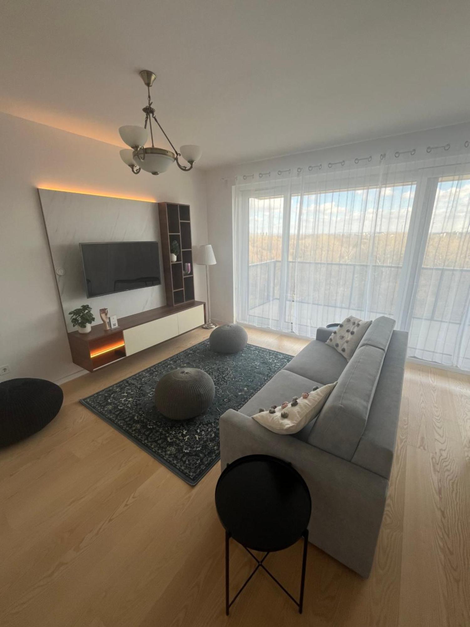 Waterfront By Urbanrent דירה *